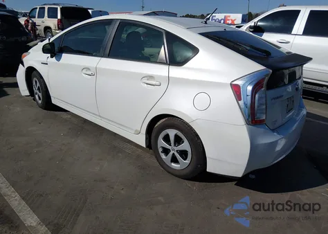 2013 Toyota Prius Two из США, поврежденный, VIN JTDKN3DU8D5601657
